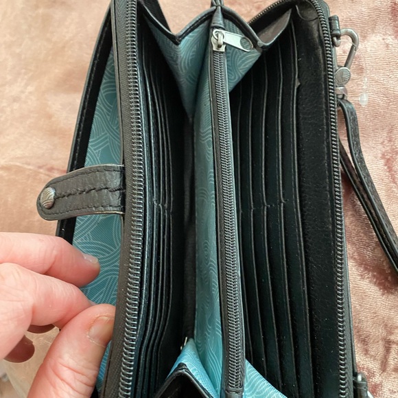 The Sak Handbags - NWOT The Sak Iris Black Leather  Cell Phone Wallet Crossbody Bag Minimalist